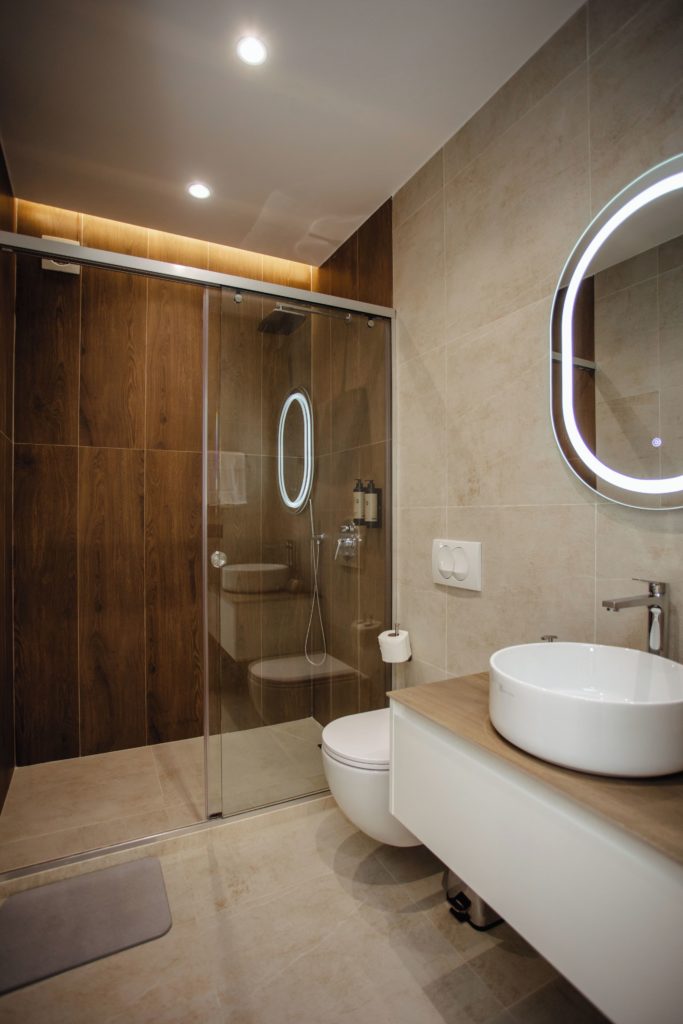 visitShkoder - Oro Inn Hotel (13) svg+xml;charset=utf - VisitShkoder