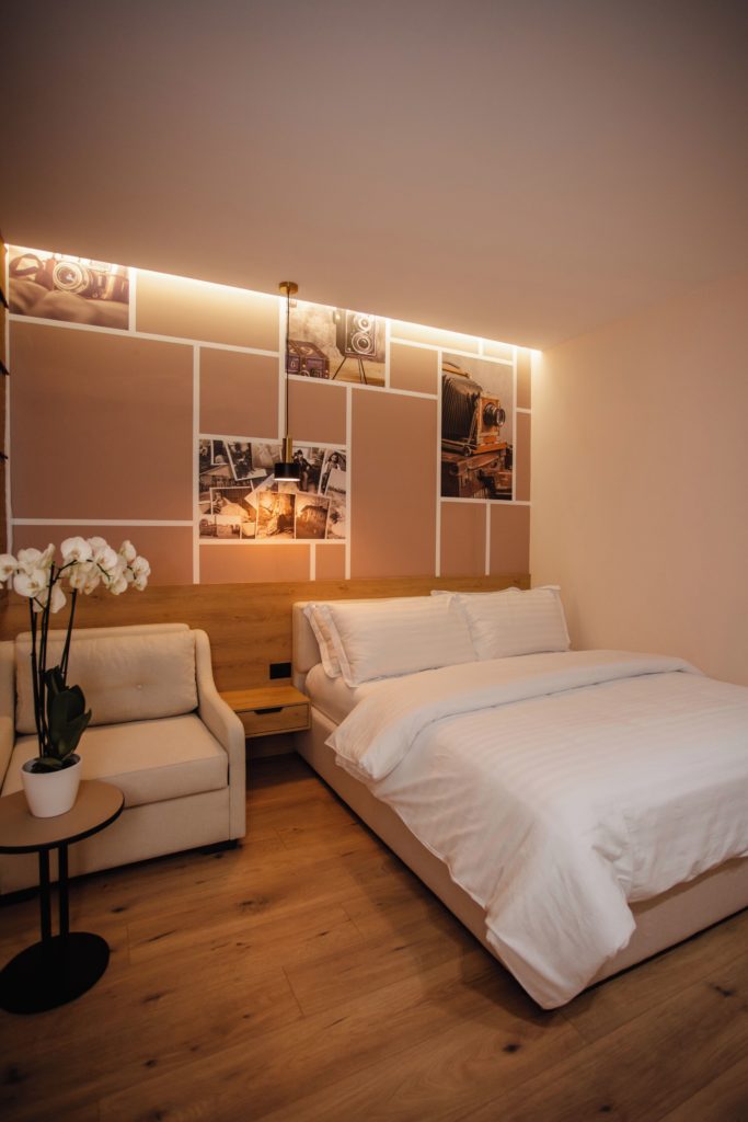 visitShkoder - Oro Inn Hotel (4) svg+xml;charset=utf - VisitShkoder