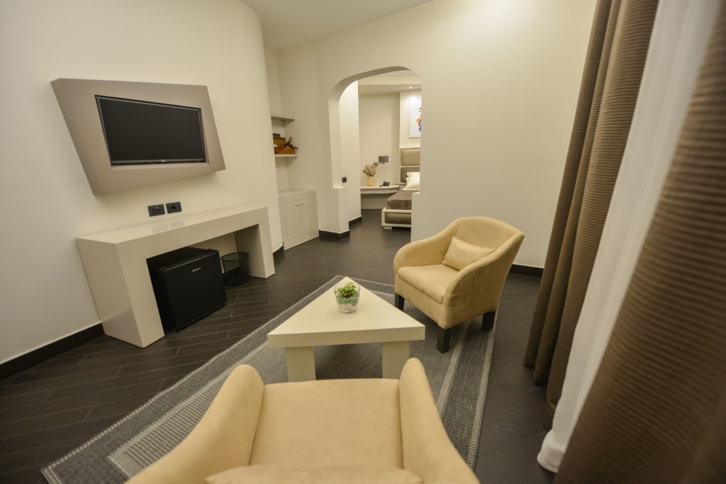 visitShkoder - Petit Hotel Elita (4) svg+xml;charset=utf - VisitShkoder