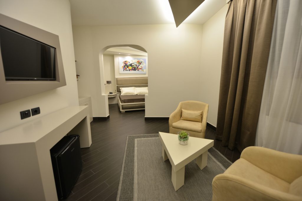 visitShkoder - Petit Hotel Elita (5) svg+xml;charset=utf - VisitShkoder