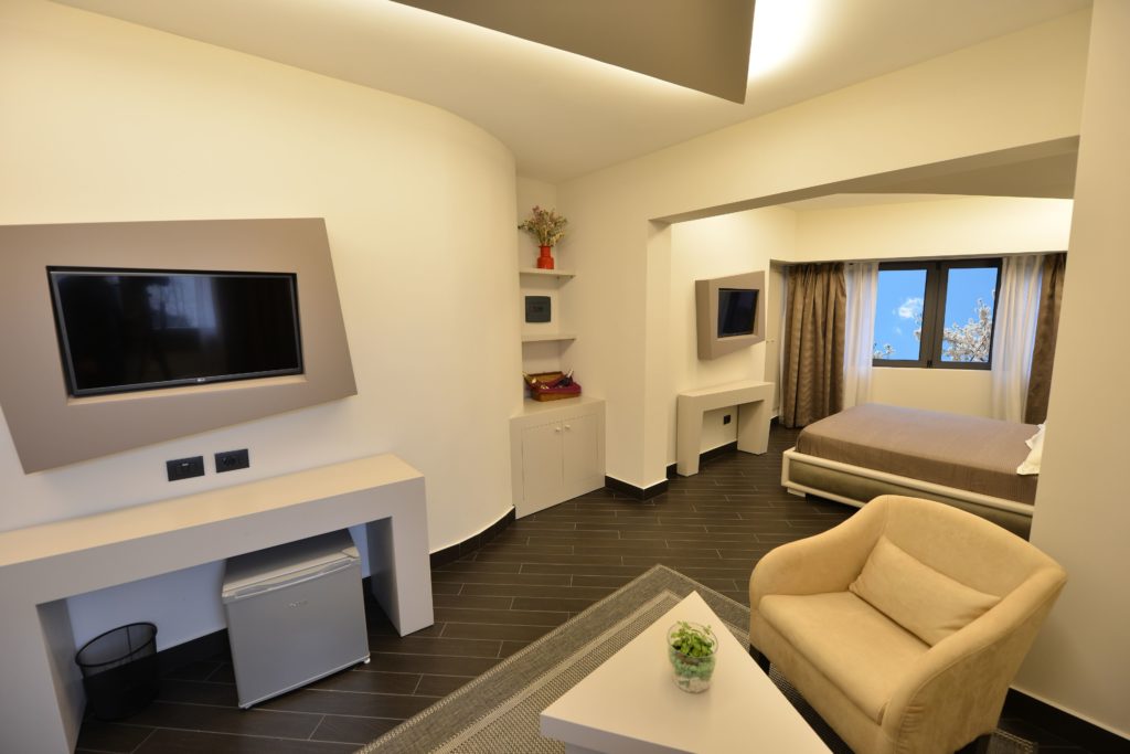 visitShkoder - Petit Hotel Elita (6) svg+xml;charset=utf - VisitShkoder