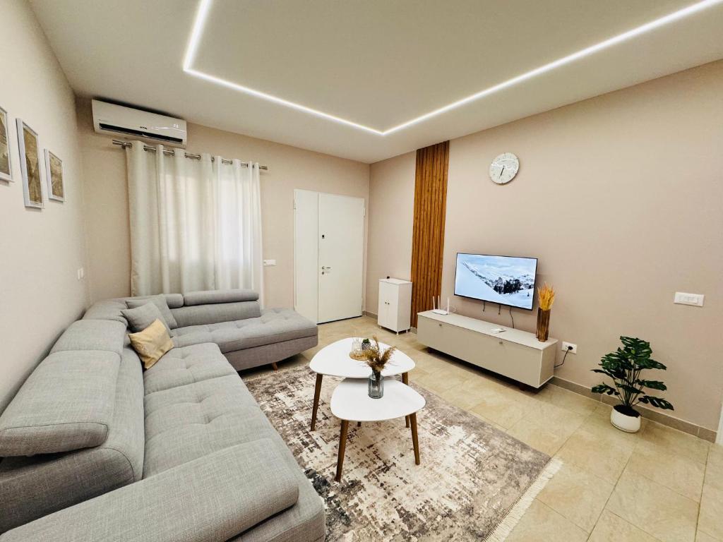 visitShkoder Edi Apartment 5 - VisitShkoder